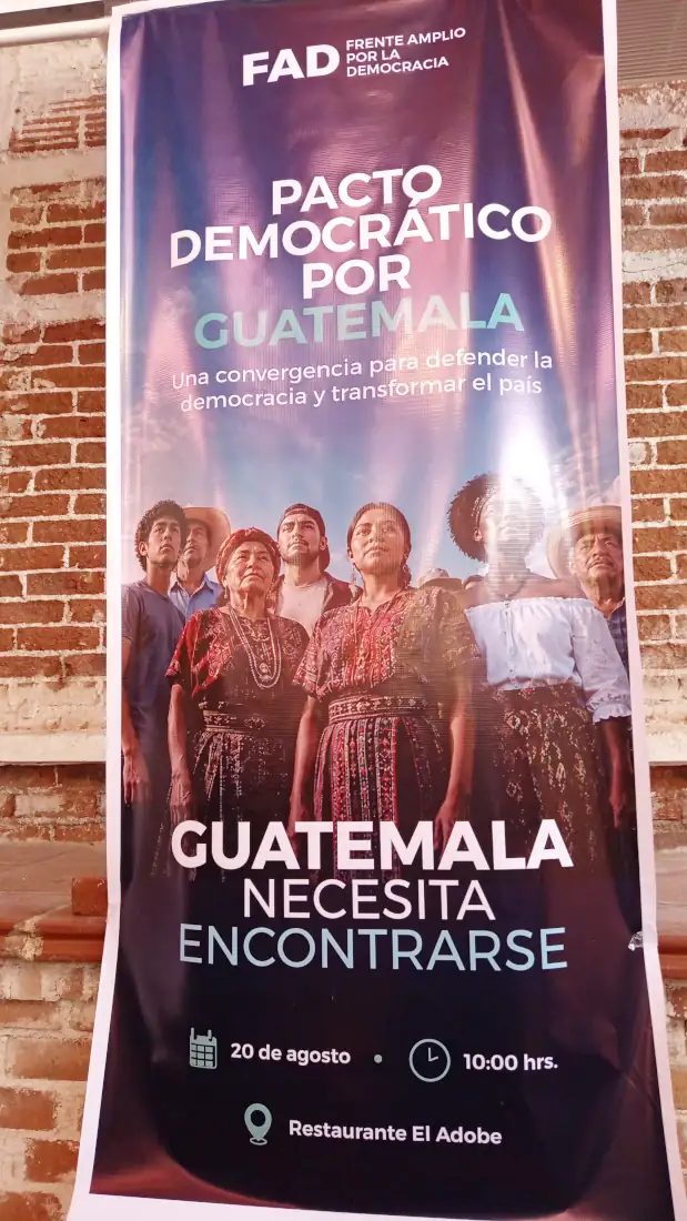 Presentan el pacto democrático por Guatemala, unidad nacional para la democracia y la transformación del país